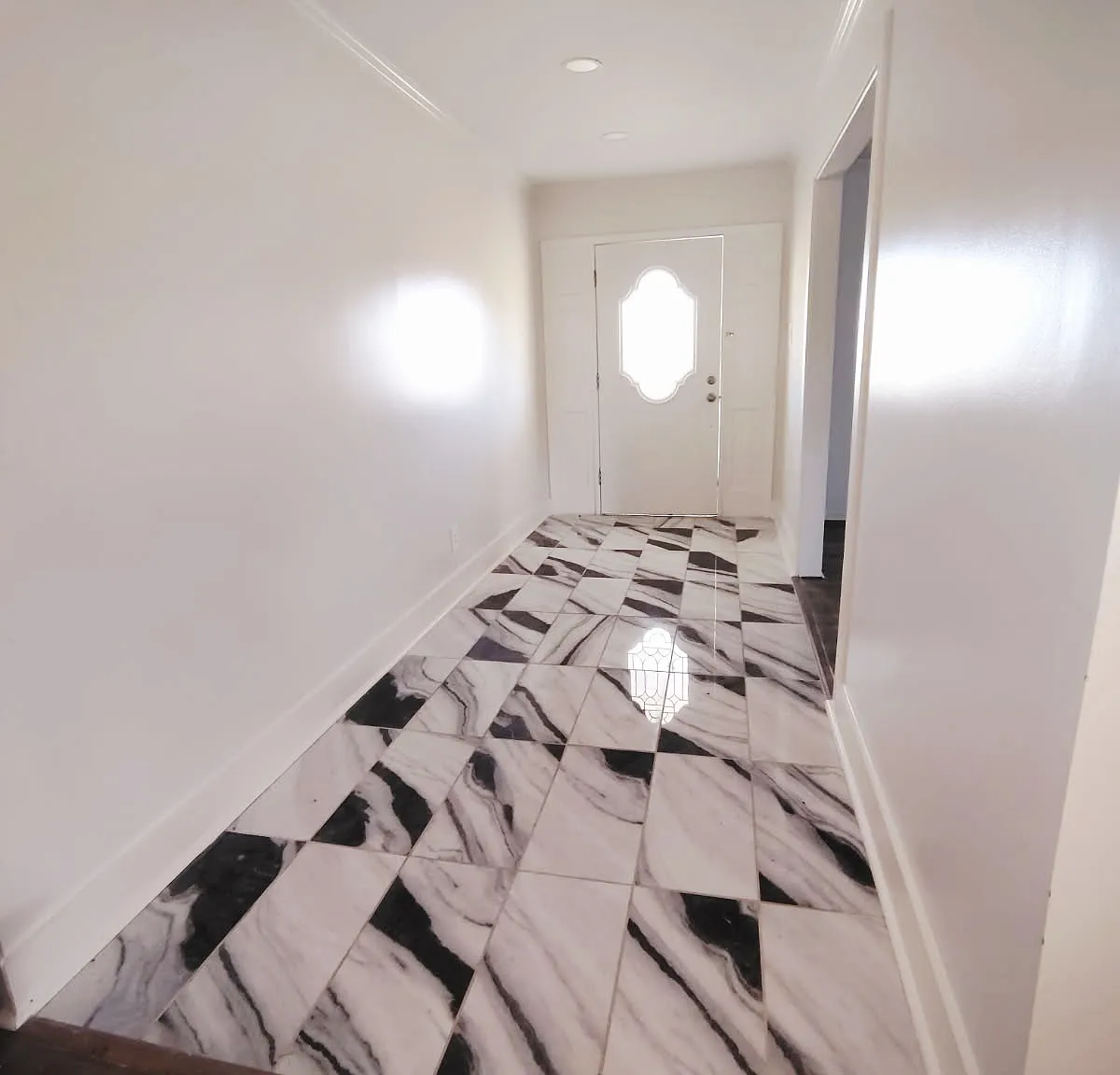 4 bed, 2414 sqft, $2,800 — Photo 3