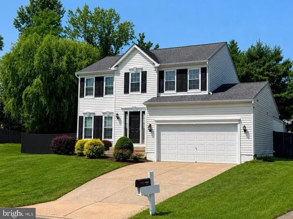 16270 Gayle Ct, Triangle, VA 22172