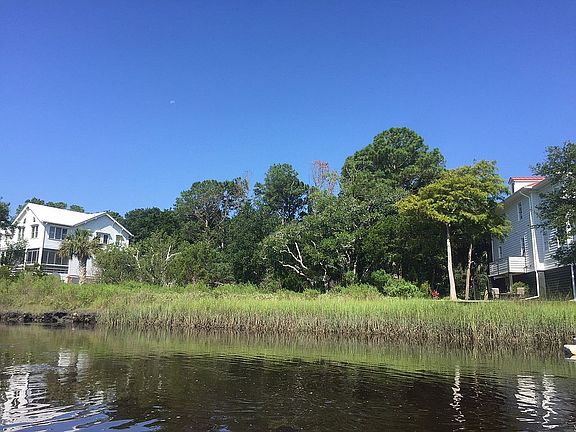2nd image of 142 Salt Creek Pl