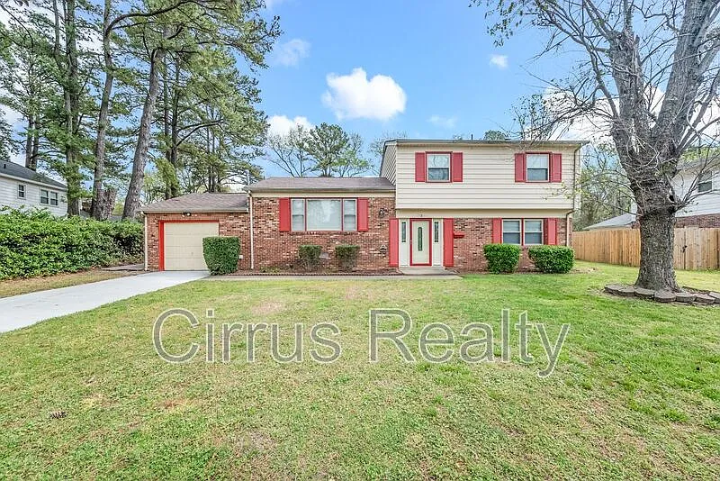 4 bed, 3.0 bath, 1773 sqft, $2,200 — Photo 2