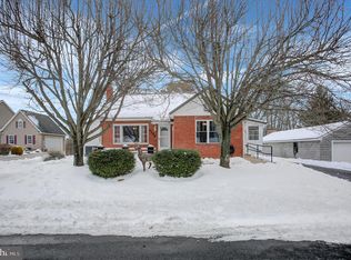 4254 Charlestown Rd, Mercersburg, PA 17236