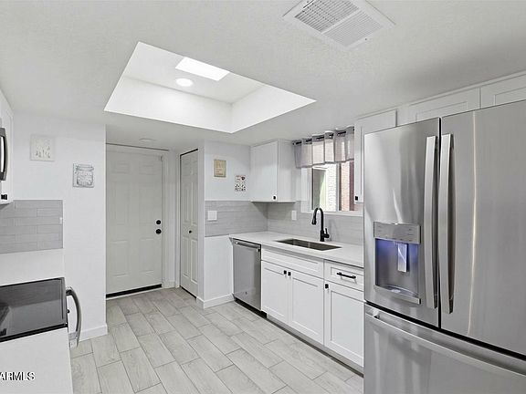 3rd image of 3345 E UNIVERSITY Drive #72