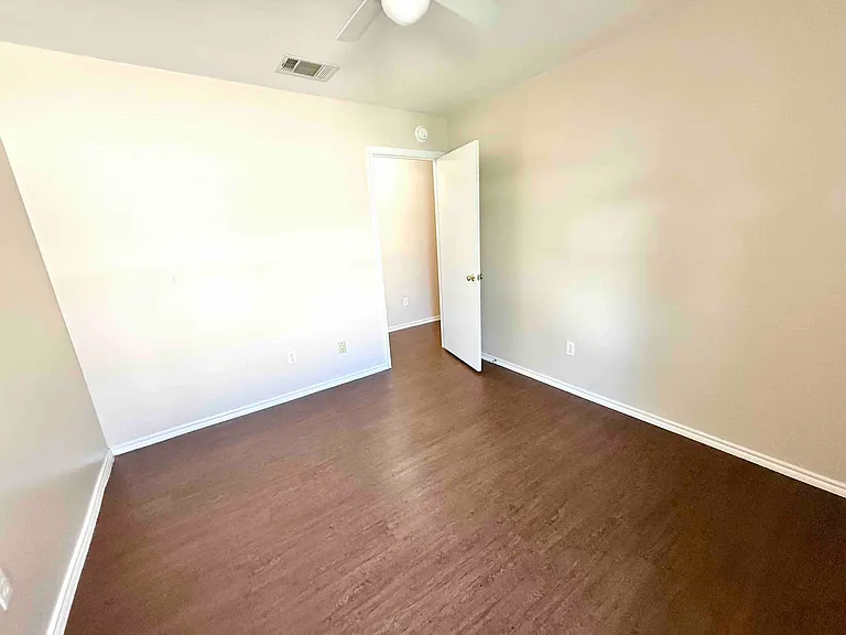 711 Camino Alto Dr — Photo 12
