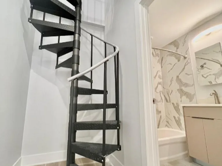 3843 Wallace St — Photo 12