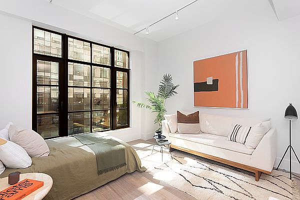 1st image of 517 W 29th St APT 2G