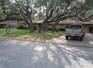 147 William Classen Dr, Hollywood Park, TX 78232