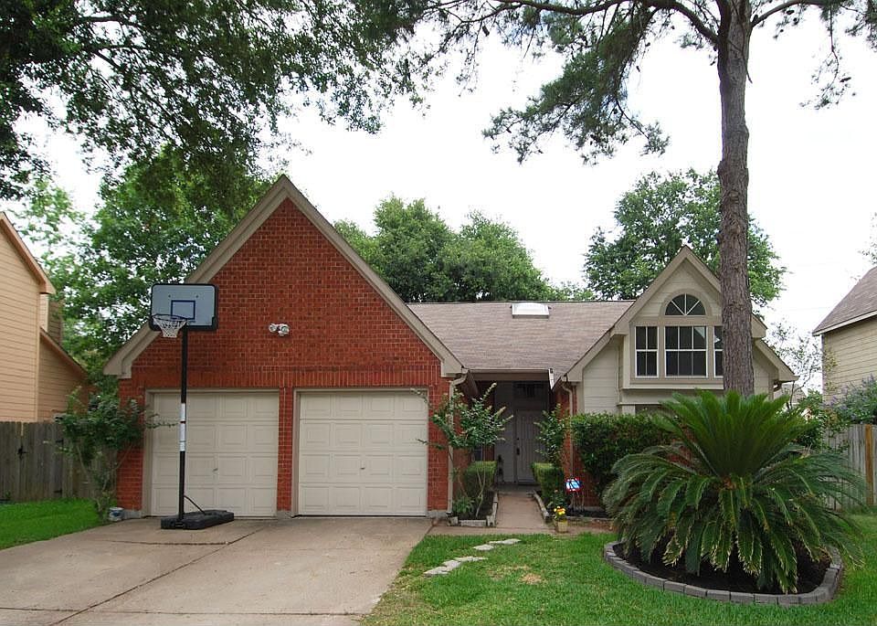 1st image of 15810 Oak Mountain Dr