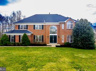 107 Schreiner Dr, North Wales, PA 19454