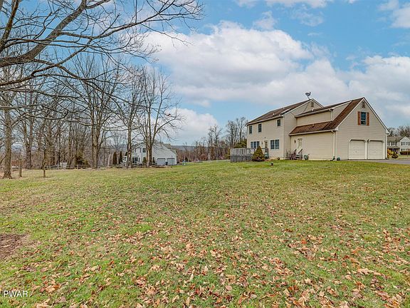 4th image of 306 Country Heritage Dr