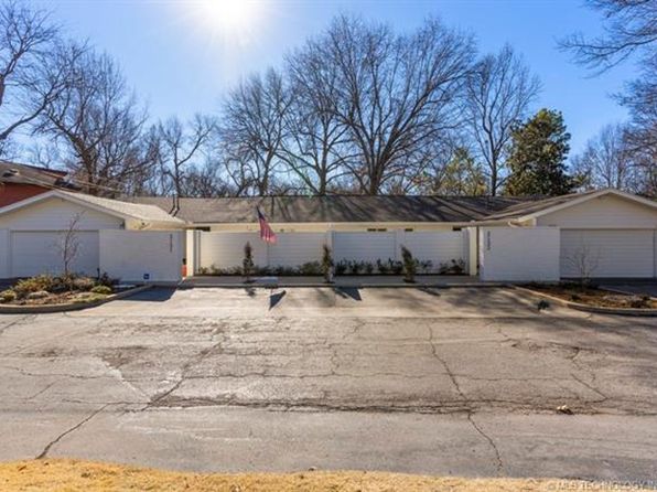 3133 S Florence Ct