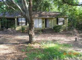 1109 McDowell Cir, Jackson, MS 39204