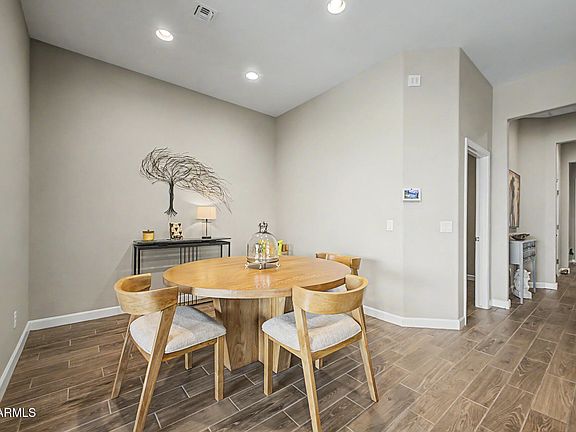 4th image of 40932 W Hillman Drive