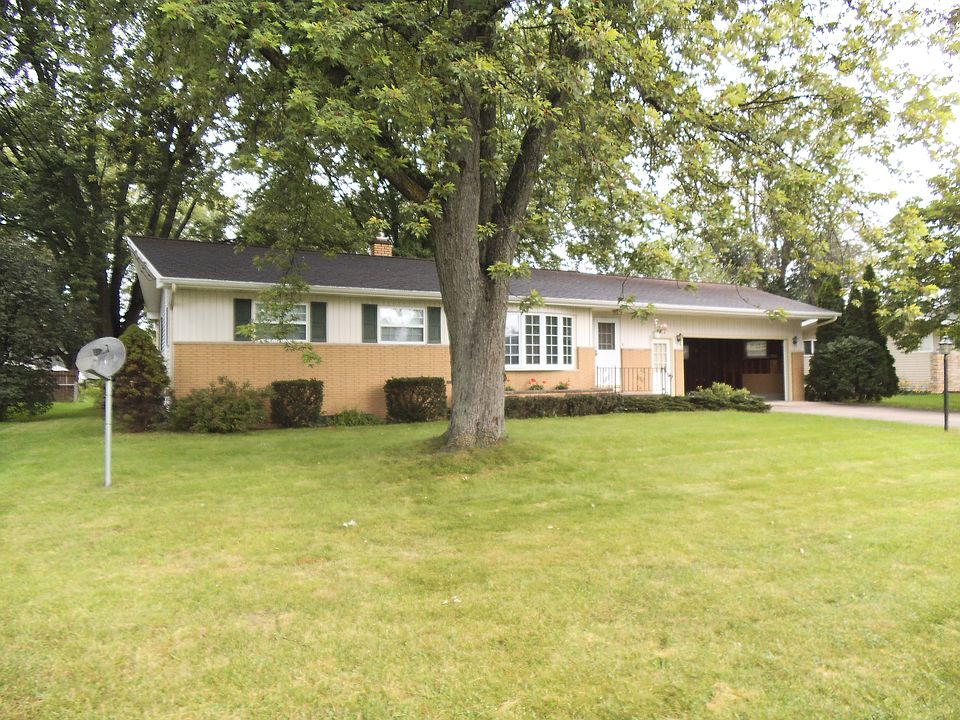 1st image of 2925 Cadillac Dr