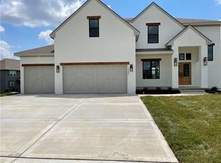 8230 NW 90th Ter, Kansas City, MO 64153