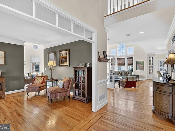 5th image of 2605 Golf Island Rd