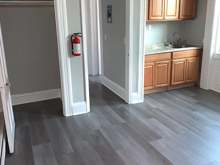 299 Market St #5 — Photo 4