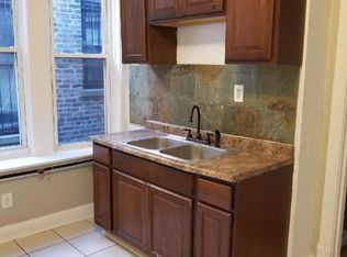 3150 W Cermak Rd APT 3F, Chicago, IL 60623