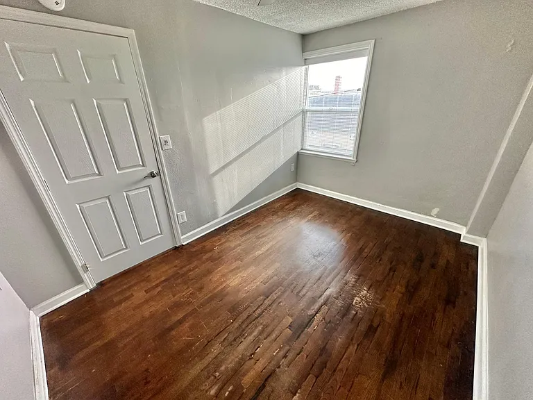 108 N 4th Ave #6 — Photo 10