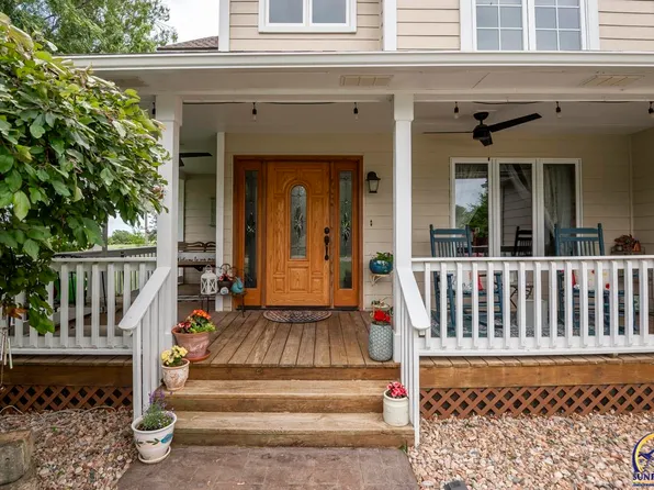 1031 Schenk St, Osage City, KS 66523