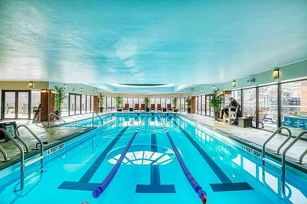 Rented by R New York | media 28