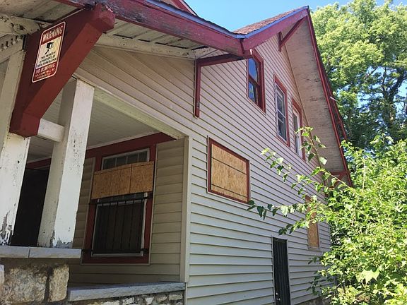 3rd image of 4004 S Benton Ave