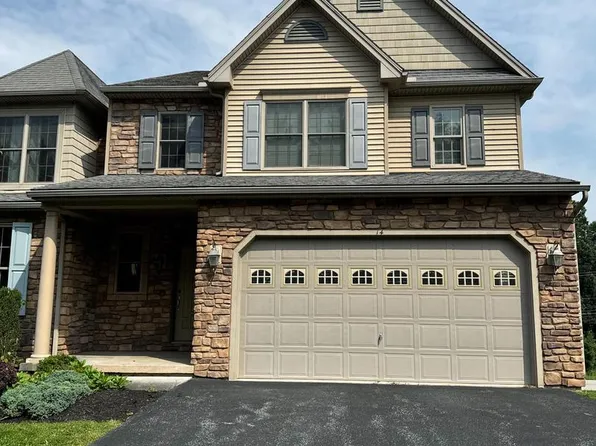 14 Kingswood Dr, Lewisberry, PA 17339