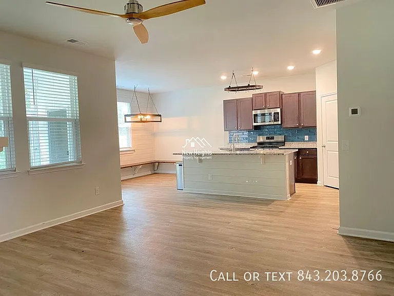 2641 Alamanda Dr — Photo 16
