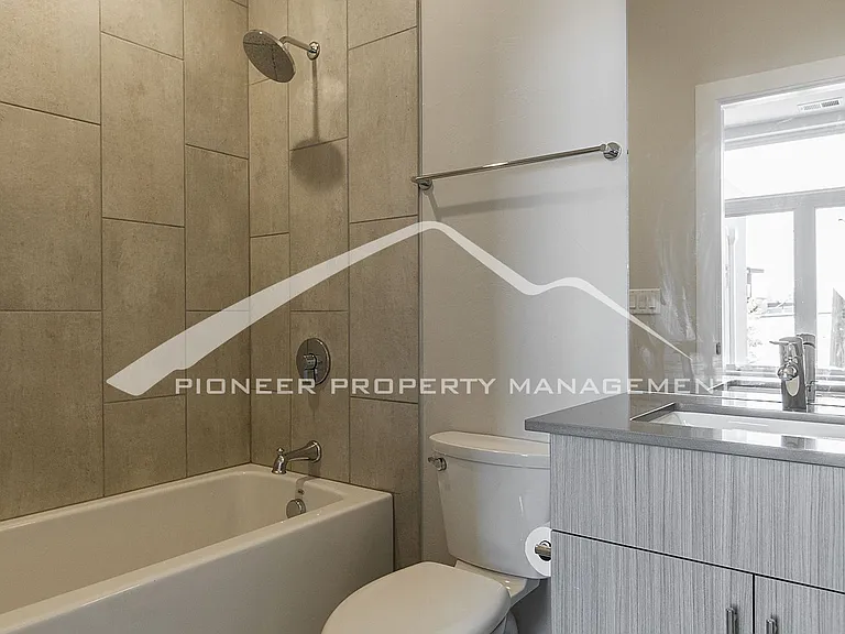 1819 Boulder St #104 — Photo 12