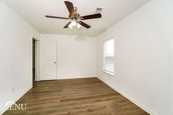 129 Scarborough Bnd — Photo 12