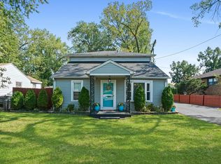 8449 Leclaire Ave, Burbank, IL
