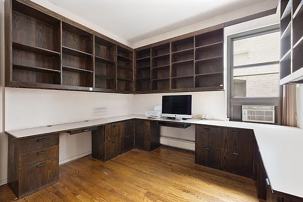 Sold by Compass | media 18