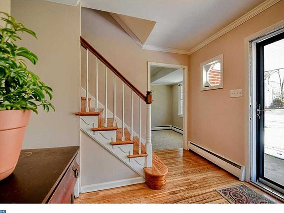 2nd image of 2633 Boxwood Dr