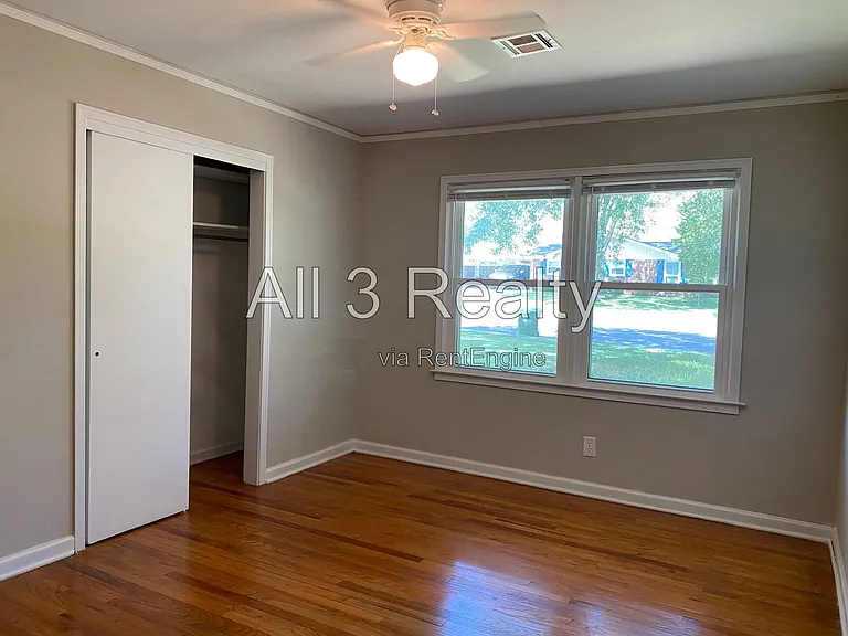 3012 Lansdowne Dr — Photo 20