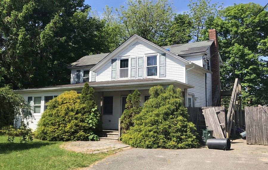 72 Cherry Ave, West Sayville, NY 11796 Zillow