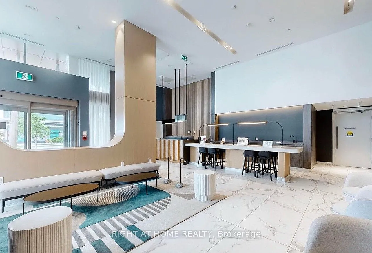 2 bed, $2,700 — Photo 2