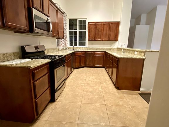 2nd image of 5214 Au Chocolat Dr