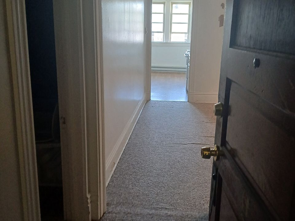 1st image of 632 High St #3