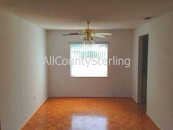 3rd image of 920 Shenandoah Ave
