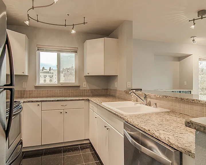 323 Queen Anne Ave N #712 — Photo 22