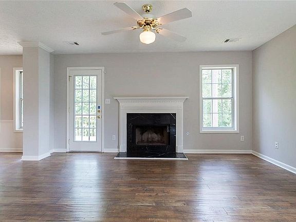 3rd image of 5028 Wesleyan Dr