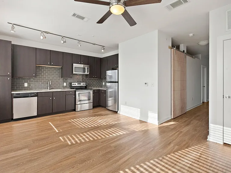 1900 Barton Springs Rd #5002 — Photo 3