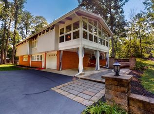 33 Davidson Mill Rd, North Brunswick, NJ 08902