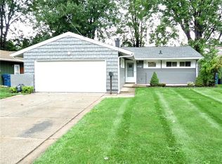 538 Abbyshire Dr, Berea, OH 44017