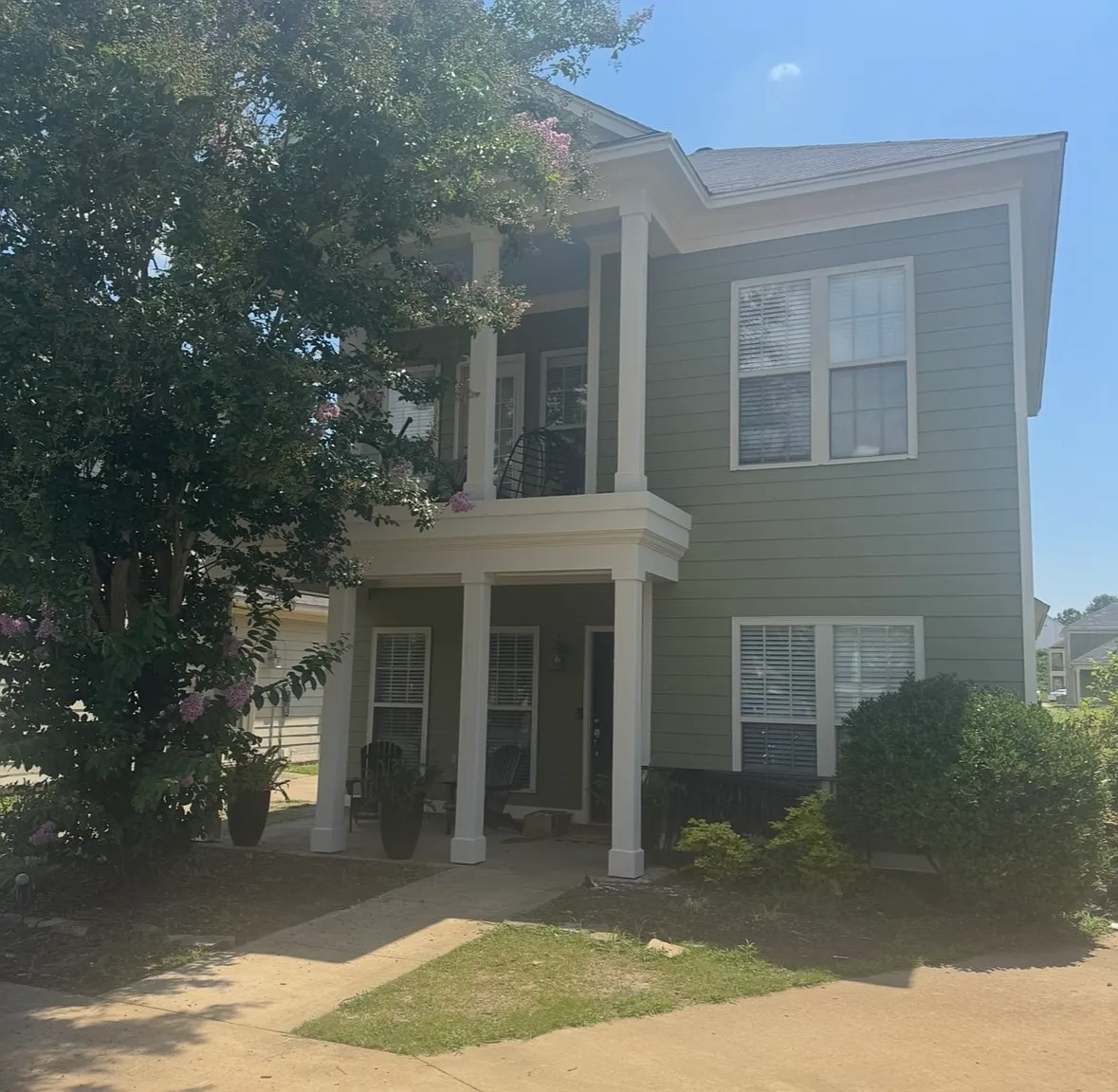 3 bed, 2.5 bath, 1750 sqft, $2,500 — Photo 1