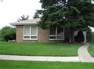 834 River Forest Ct, Bensenville, IL 60106