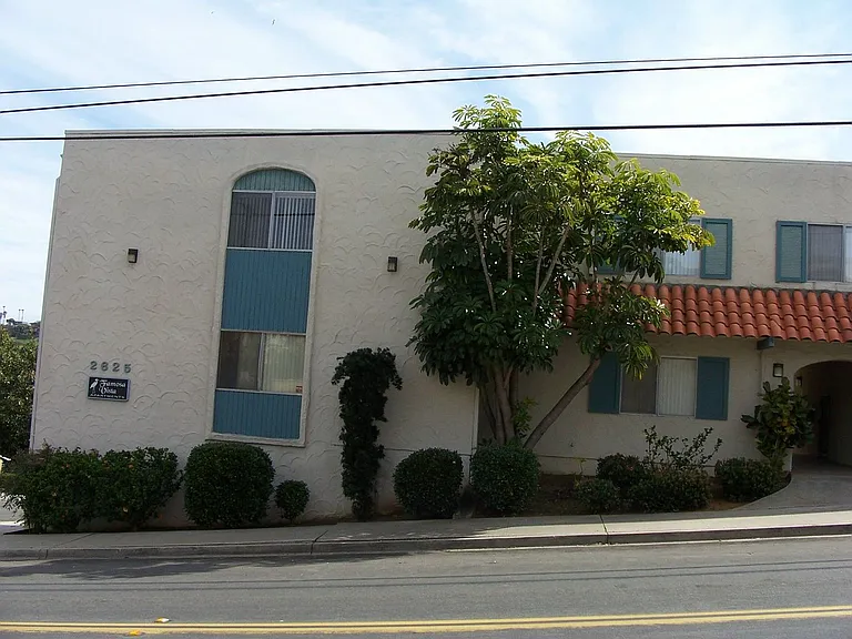 2625 Camulos St — Photo 1