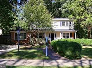 6700 Grey Fox Dr, Springfield, VA 22152