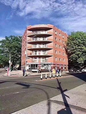 1st image of 140-08 Sanford Ave #4A