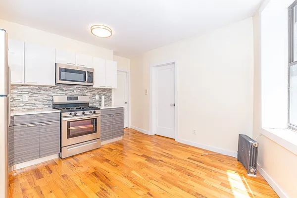 Rented by MySpaceNYC | media 10