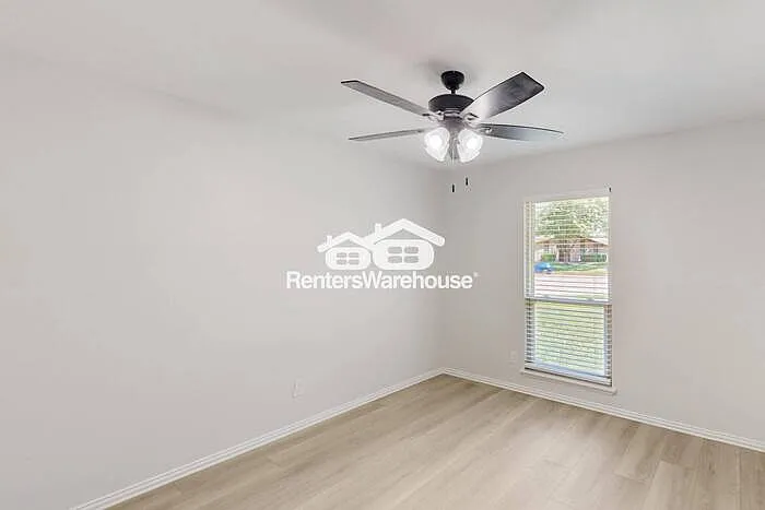 6407 Green Oaks Dr — Photo 24